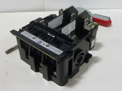 USED ALLEN BRADLEY 1494V-DS30 SER A