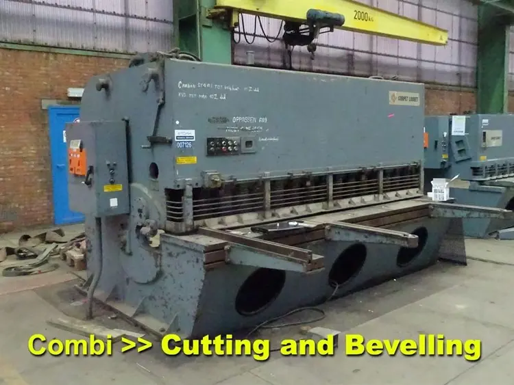 Used CORPET LOUVET CC 3050 X 15 MM Sheet Metal Shears | Apt International N.V #365153