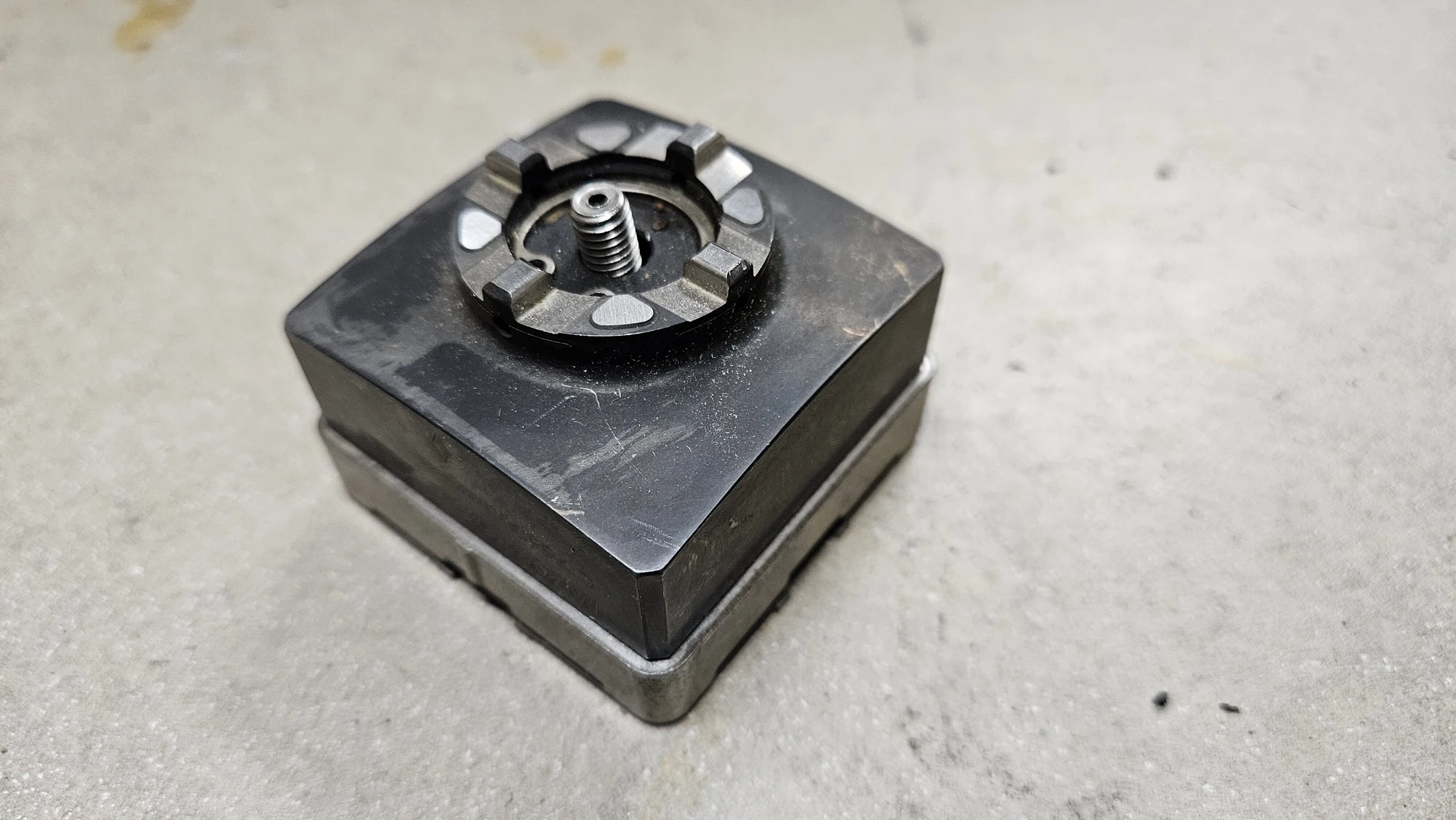 USED MECA C766300