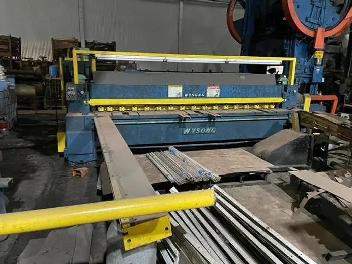 12' X 10 GAUGE WYSONG SQUARING SHEAR (USED)