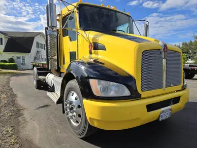 USED 2014 KENWORTH T370