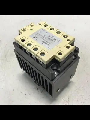 USED CARLO GAVAZZI RZ3A60D55