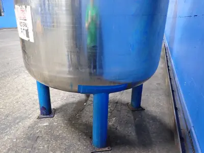 800 Gallons S/s Tank W/ Agitator