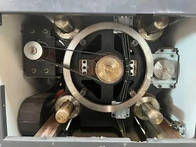1998 CINCINNATI ROBOSHOT ELECTRIC 110R-97G Injection Molding Horizontal/Vertical | Machinery Network (9)