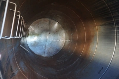 10,000 GALLON STAINLESS STEEL VERTICAL SINGLE SHELL STORAGE TANK
