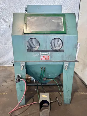 Used TRINCO 404X40SE DELUXE Blast Room (Manual Booth) Ohio US | G-2000, Inc. #1284328