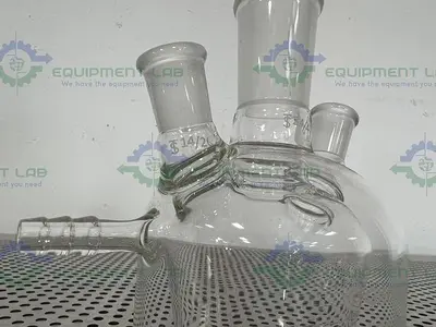 USED CHEMGLASS 125 ML EUROPEAN STYLE 3-NECK TAPER JACKETED FLASK 24/40, 14/20