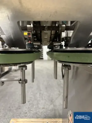 USED Inline Filling Systems Inline Filling Systems Capper, Model Computorque Inline Capper