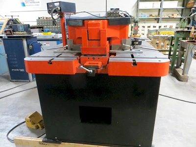 USED 1986 Amada CSHW-220