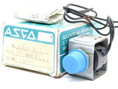 NEW ASCO 068038 SOLENOID VALVE X8003-1