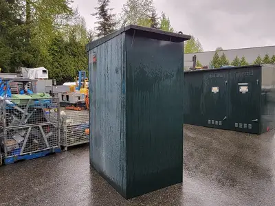 750 kVA Oil-Filled ONAN Transformer, HV. 12470 Delta, LV. 208Y/120 w/ Switchgear