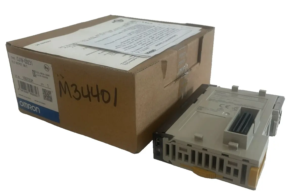 NEW OMRON CJ1W-OD231 PLC OUTPUT UNIT CJ1WOD231