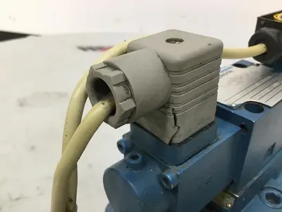 USED REXROTH 4WRKE32W000216A24EZ9D3MR439