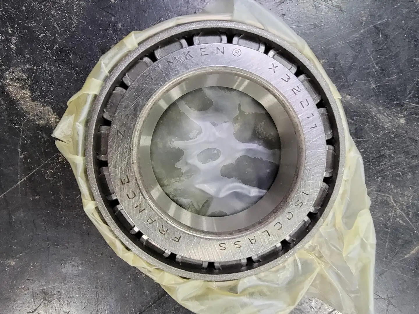 NEW TIMKEN 32211