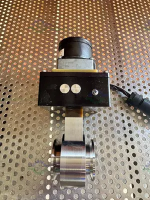 Used MKS 253B-15761  STAINLESS STEEL EXHAUST THROTTLE VALVE W/ KF 40 FITTING Valves/Fittings California US | Equipment Lab #1329350