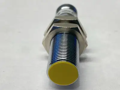 BI4-M12-AP6X-H1141 | Turck  Inductive Proximity Sensor Flush Mount 4mm 46070 - Used