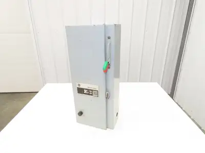 General Electric NP-161815-B Combination Motor Starter Fused 30 Amp 250VAC 10HP