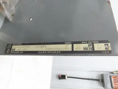 Allen Bradley 1494V-DS400 Safety Disconnect Switch 400A 600V 125HP 3Ph
