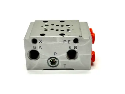 SS5Y3-42-02-N7T | SMC  Manifold Base Mount SY3000 - Used