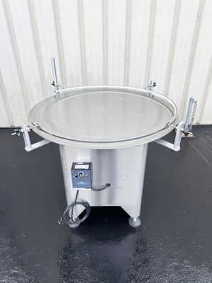 IMA Nova 42-Inch Stainless Steel Rotary Accumulation Table