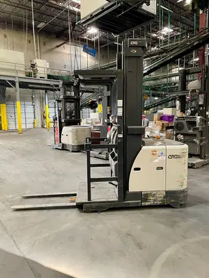 Used 2012 CROWN SP3520-30 Order Pickers Texas US | TB Forklifts #1275014
