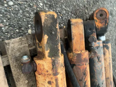 Used _UNKNOWN_ _UNKNOWN_ Hydraulic Cylinders Michigan US | Miedema Asset Management Group #1301538