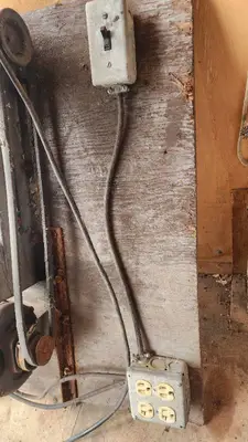 Power Kraft Saw - Seller Unsure if it works
