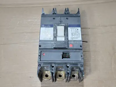 Used GENERAL ELECTRIC SGHA36AT0400 Switchgears British Columbia CA | Lenmark #409214