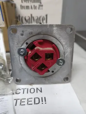 New | in-Stock CROUSE-HINDS AR631 Miscellaneous Equipment (Electrical & Power) | Surplus Asset Holdings #1192614