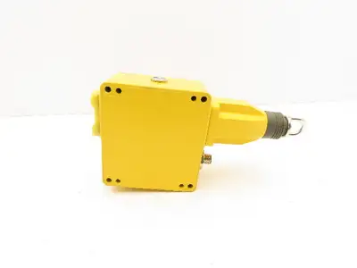 ABB Jokab Safety LineStrong3R Rope Pull Grab Cable Switch E-Stop 2TLA050208R1232