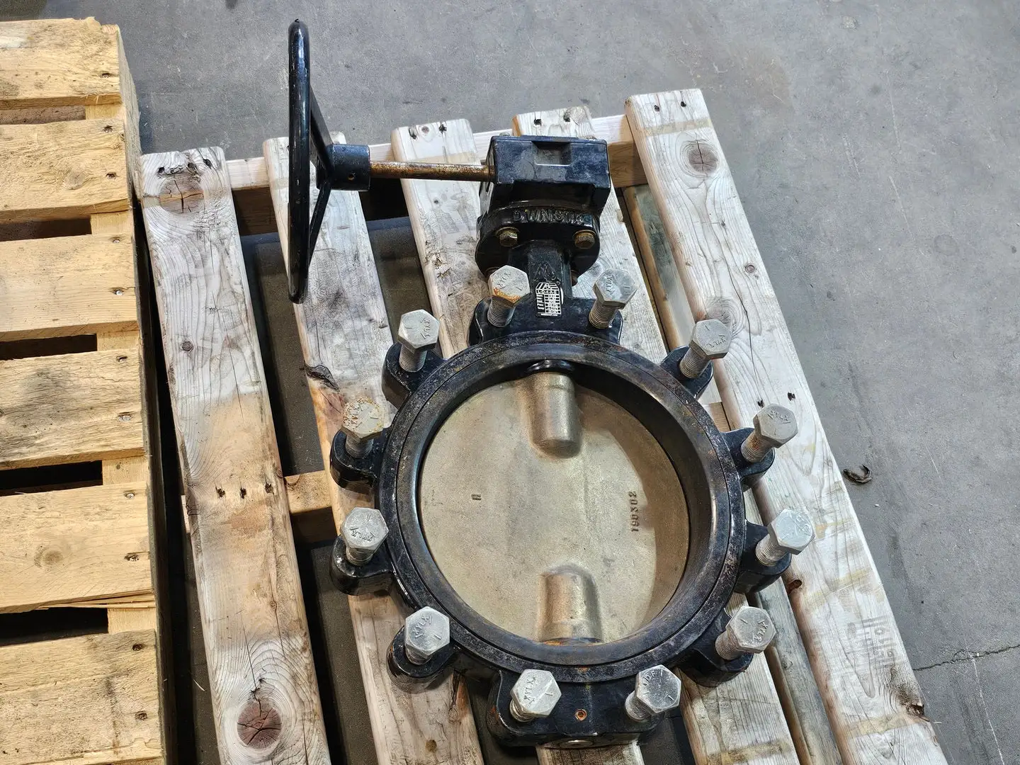 Used MAS L-D-4A-E Valves/Fittings British Columbia CA | Lenmark #1440739