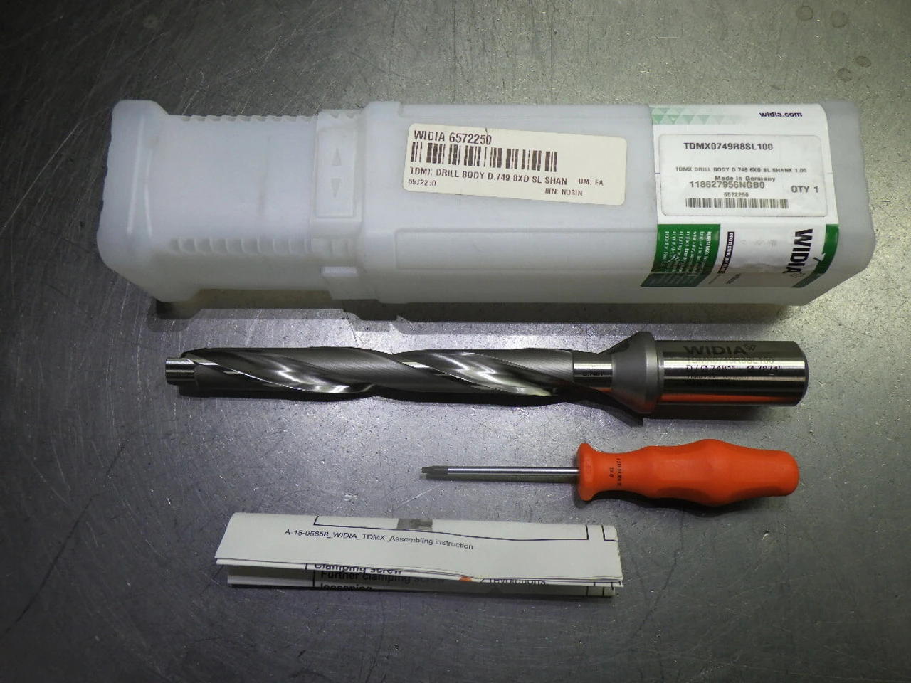 Widia .7481-.7874" Coolant Thru Drill 1" Shank TDMX0749R8SL100 (LOC2898A)