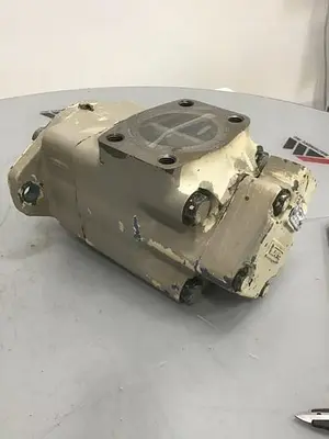 USED VICKERS 3520V38E5