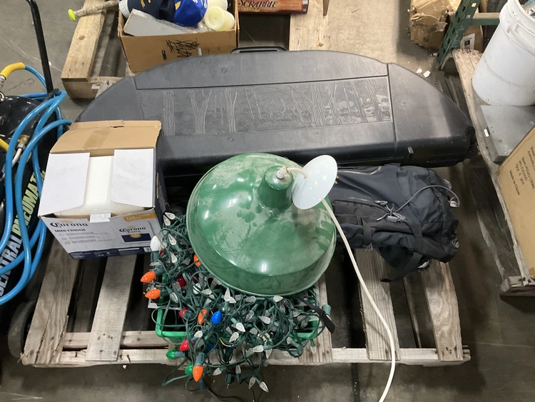 Used _UNKNOWN_ _UNKNOWN_ Bulk Merchandise / Pallets Michigan US | Miedema Asset Management Group #1406775