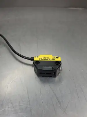 Banner QS18VP6FPQ5 (1530H) Photoelectric Sensor, 10-30VDC. 5E-1/2