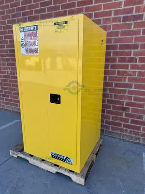 USED JUSTRITE 90 GALLON FLAMMABLE LIQUID STORAGE CABINET W/ SOFT CLOSE DOORS KEY