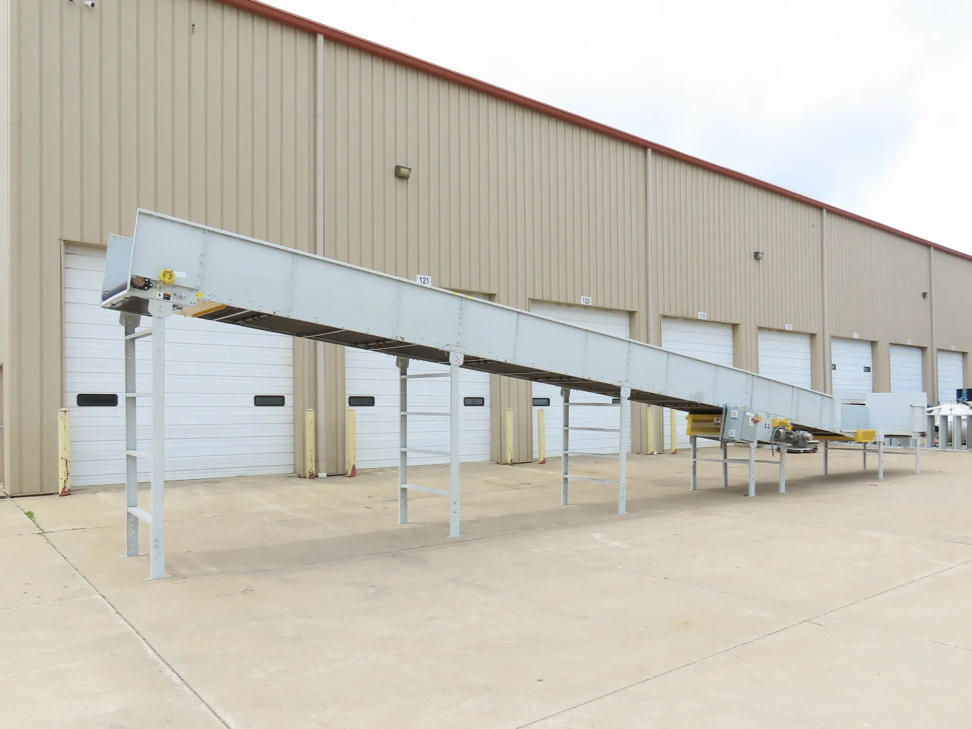 Used HYTROL _UNKNOWN_ Belt Conveyors | Arrow Industrial #561859
