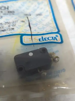 New | in-Stock SELECTA V3-101-BG Miscellaneous Equipment (Electrical & Power) | Surplus Asset Holdings #1200549