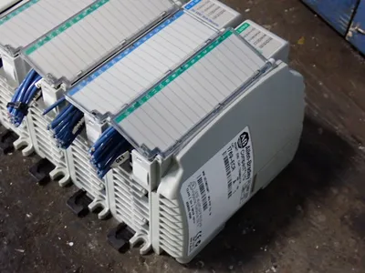 Used ALLEN BRADLEY 1769ECR PLC Chassis Ohio US | HGR 24 #801944