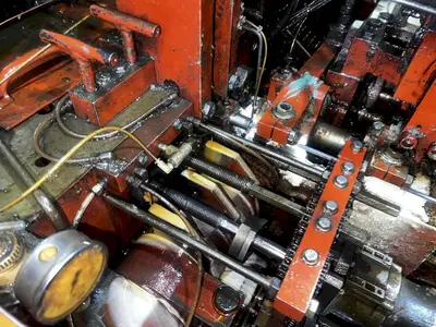 USED 1990 NATIONAL MACHINERY FORMAX FX33M