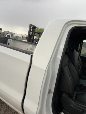 Used 2018 CHEVROLET SILVERADO PICKUP Miscellaneous Trucks/Trailers Arizona US | Revelation Machinery #1465681