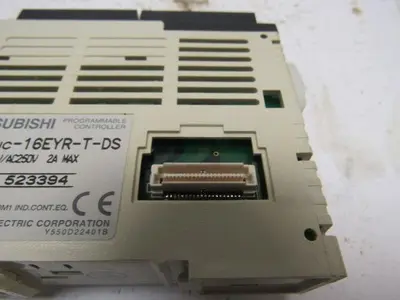 Mitsubishi FX2NC-16EYR-T-DS Programmable Controller Module Card
