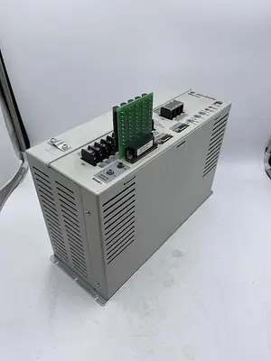 USED ALLEN-BRADLEY ALLEN-BRADLEY 2098-DSD-HV050-SE SER B