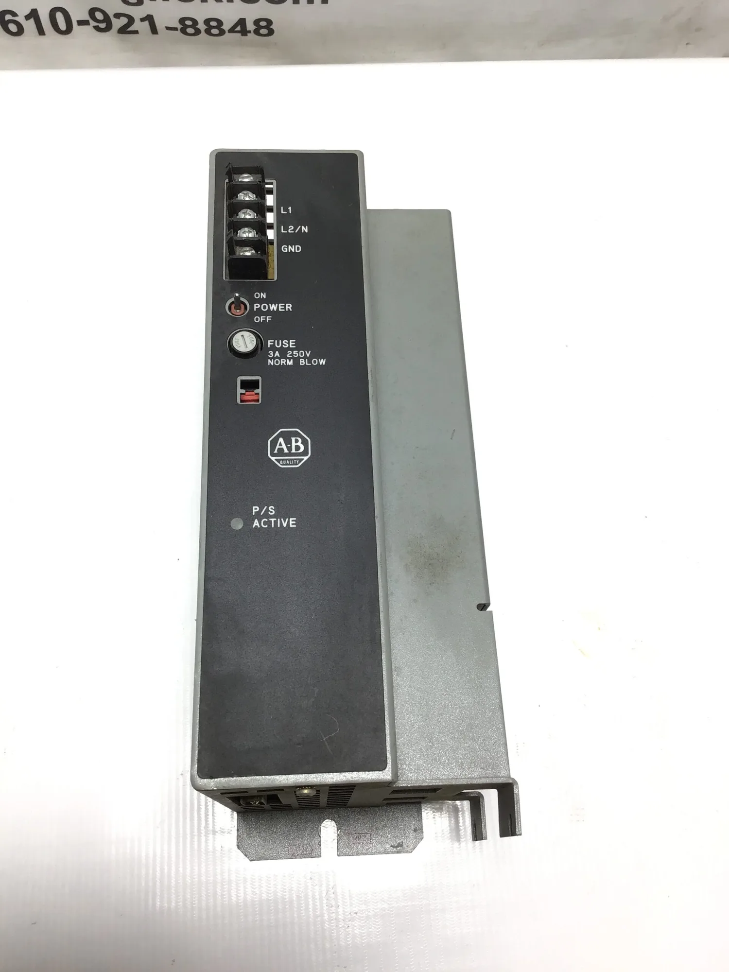 Allen Bradley 1771-P7 B Power Supply Input 120/220VAC 50/60Hz 2.00/1.30Amps