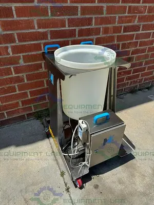 USED MILLIPORE MOBIUS MIX 10-50 CARRIER DISPOSABLE MIXER W/ MOTOR / ELECTRONICS
