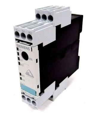 NEW SIEMENS 3RK2200-0CE02-0AA2 INTERFACE MODULE 3RK22000CE020AA2