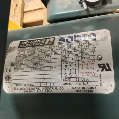 Hytrol SN: 457492 Driven Belt Conveyor – Gravity Roller Conveyor