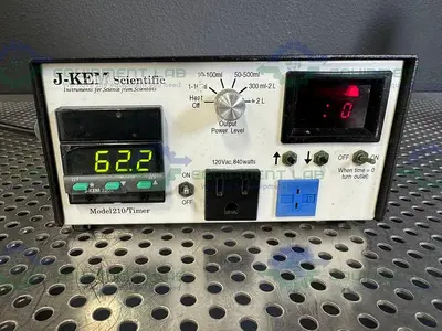 USED J-KEM SCIENTIFIC 210 TIMER TEMPERATURE CONTROLLER 120 VAC 840 WATTS