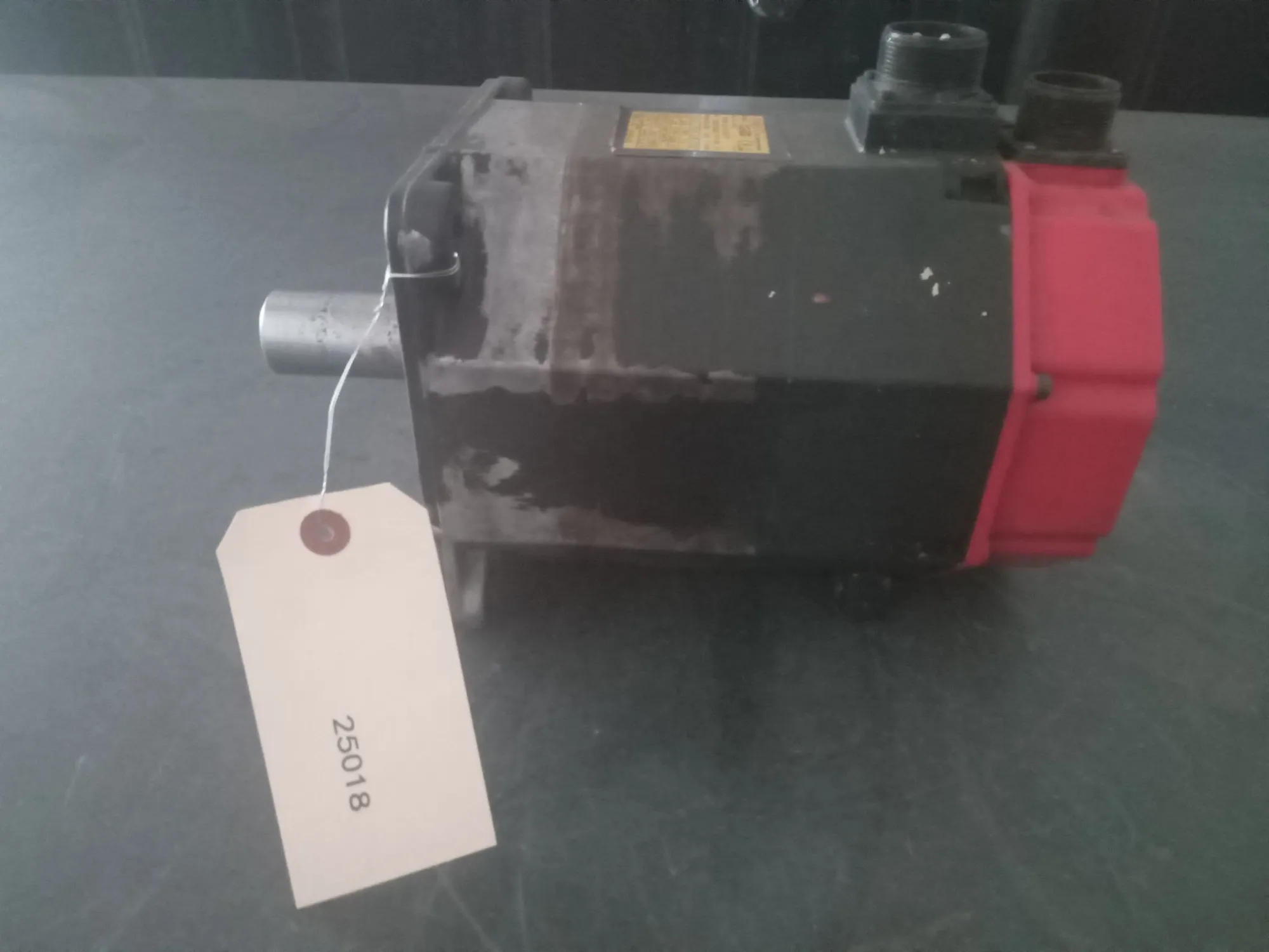 USED FANUC A06B-0142-B077