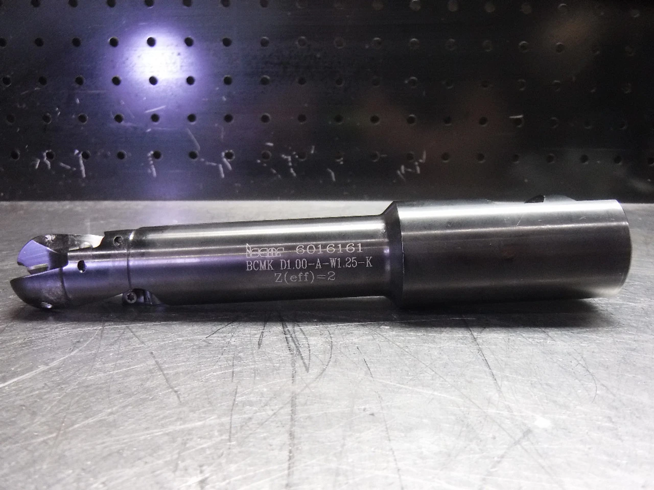 Iscar 1" Indexable Ball Nose Endmill 1.25" Shank BCMK D1.00-A-W1.25-K (LOC2153B)